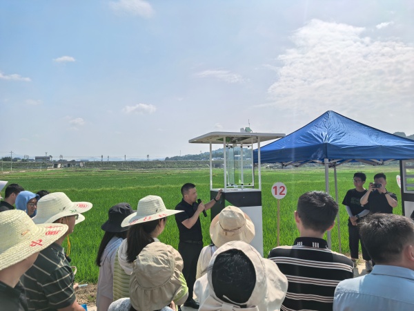 从“监测”到“智判”！托普云农智能（AI)虫情测报灯重磅发布，智慧植保迈入“智判”时代